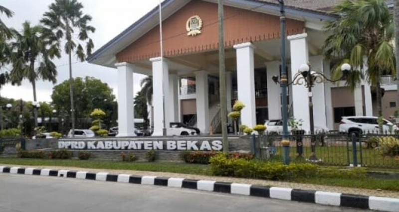 Gedung DPRD Kabupaten Bekasi yang masing diisi 50 anggota. (Ist).