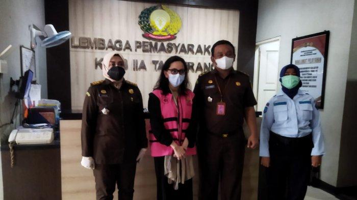 Terpidana Pinangki Sirna Malasari menjalani eksekusi pidana empat tahun di Lembaga Pemasyarakatakan Kelas II A Tangerang, Banten, Senin (2/8/2021)