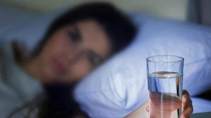 manfaat minum air putih sebelum tidur