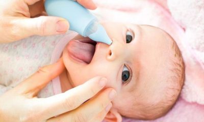 cara membersihkan hidung bayi