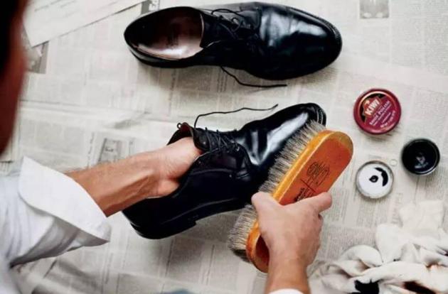tips memilih semir sepatu