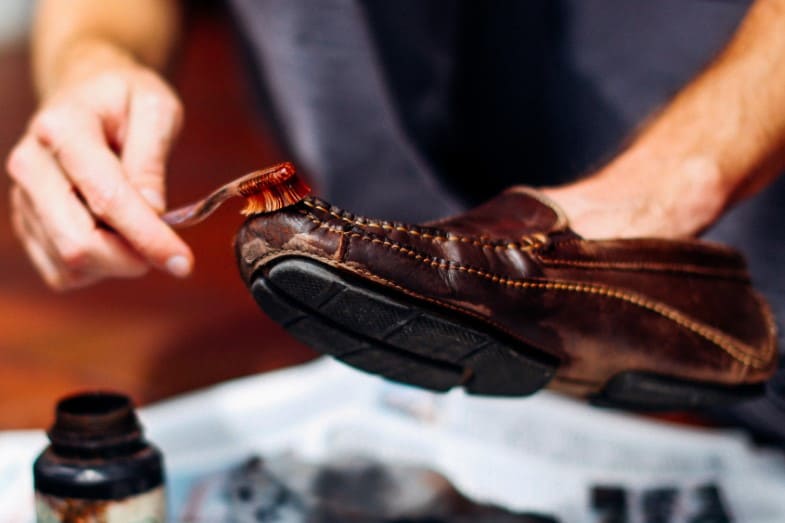 tips memilih semir sepatu