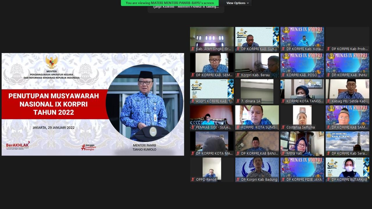 Menteri PANRB Tjahjo Kumolo saat memberikan sambutan sekaligus menutup Munas IX KORPRI Tahun 2022 secara virtual, Sabtu (29/1/2022).