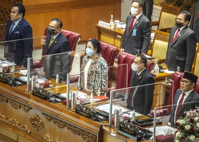 Ketua DPR RI Puan Maharani pada Rapat Paripurna DPR didampingi para wakil ketua. (Ist).
