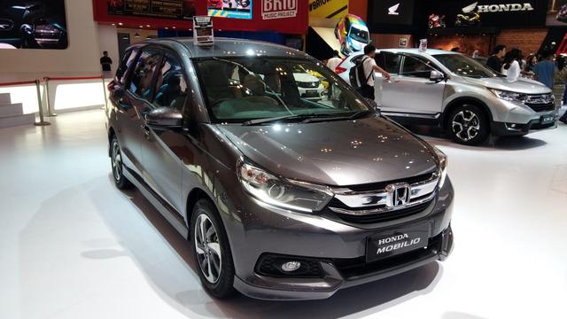 daftar harga mobil lmpv