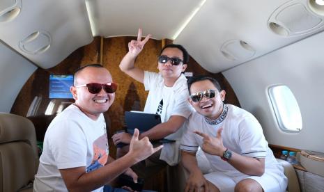 jet pribadi juragan 99