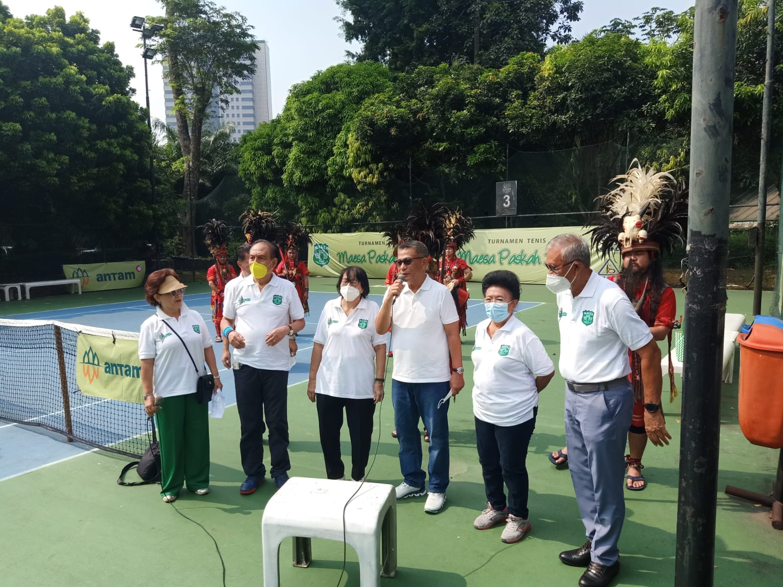 Ketum PP Pelti Rildo Anwar membuka Turnamen tenis Maesa Paskah 2022 di lapangan tenis hotel Sultan Jakarta