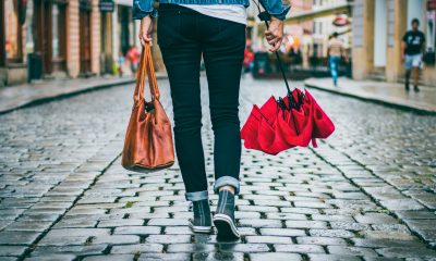 tips berpakaian nyaman saat cuaca tidak menentu