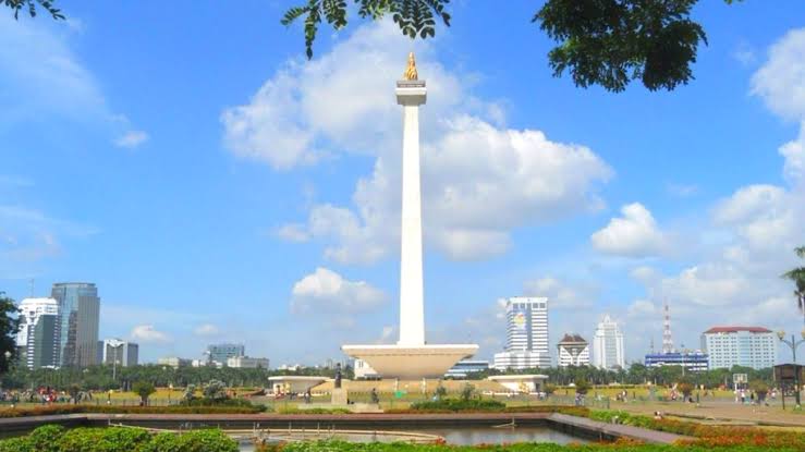 Cara ke Monas Naik Transportasi Umum