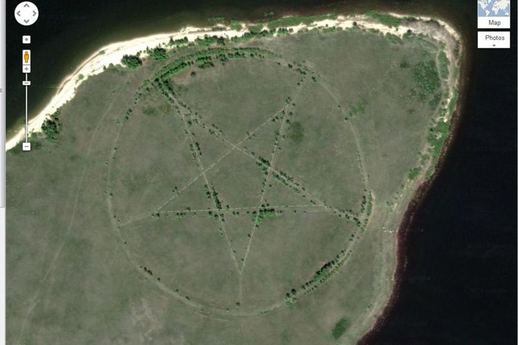 Pemandangan unik Google Earth