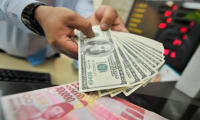 rupiah melemah