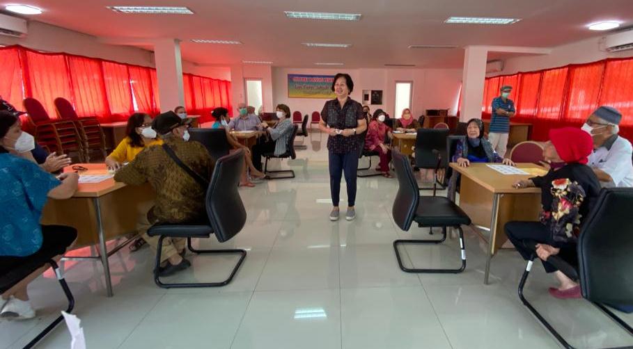 Klub IBWI punya jadwal latihan setiap hari Selasa pagi di Bridge Centre Bulungan dan sering dilanjutkan pada sore hari dimana peserta umum bisa ikut berlatih