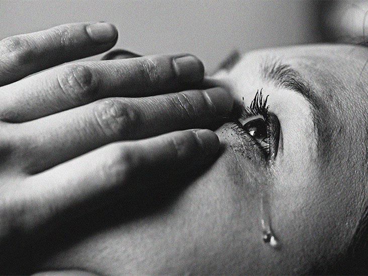menahan tangis bisa sebabkan kanker