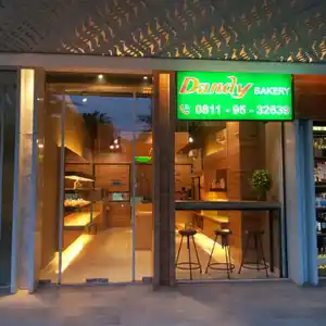 Toko roti legendaris