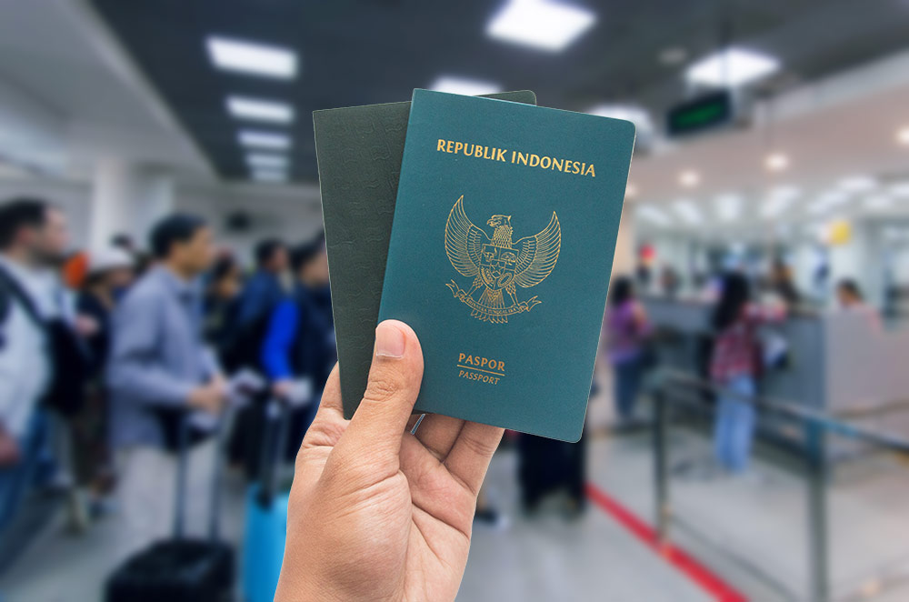 Paspor Terbaru Sudah Disertai Tanda Tangan