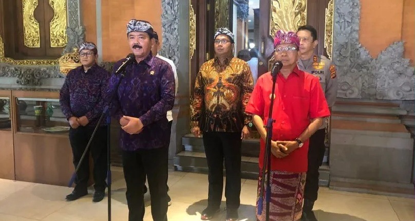 Menteri ATR/BPN Hadi Tjanjanto saat mendeklarasikan Denpasar sebagai Kota Lengkap di Denpasar, Bali, Kamis (26/1/2023). (Ant)