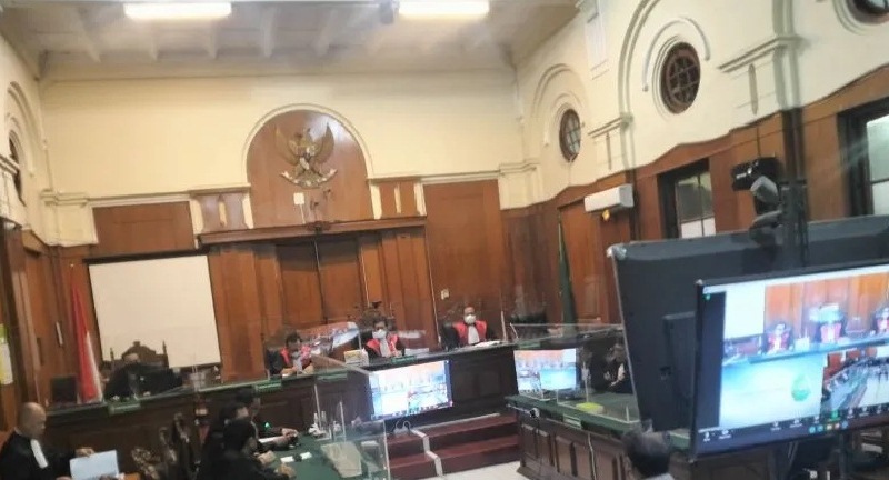 Sidang kasus tragedi Kanjuruhan di Pengadilan Negeri Surabaya, Jawa Timur, Jumat (3/2/2023) malam. (Ant)