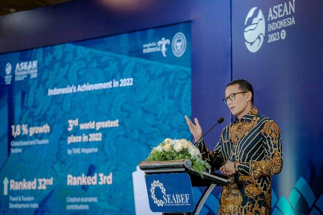 Menparekraf  Sandiaga Salahuddin Uno membuka "SEABEF 2023" di Hotel Grand Rohan Yogyakarta, Jumat (3/2/2023).