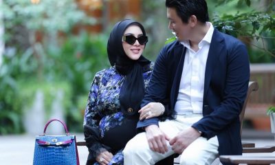 Doa Aisyahrani di Mekkah agar Syahrini Lancar Saat Melahirkan