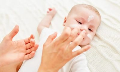 9 Hal Penting Memilih Skincare untuk Bayi Newborn