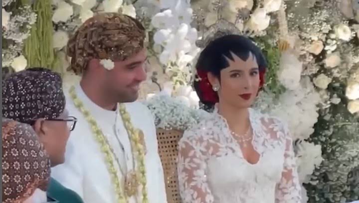 Nadine Kaiser, Putri Cantik Ibu Susi Pudjiastuti Resmi Nikahi Bule Prancis