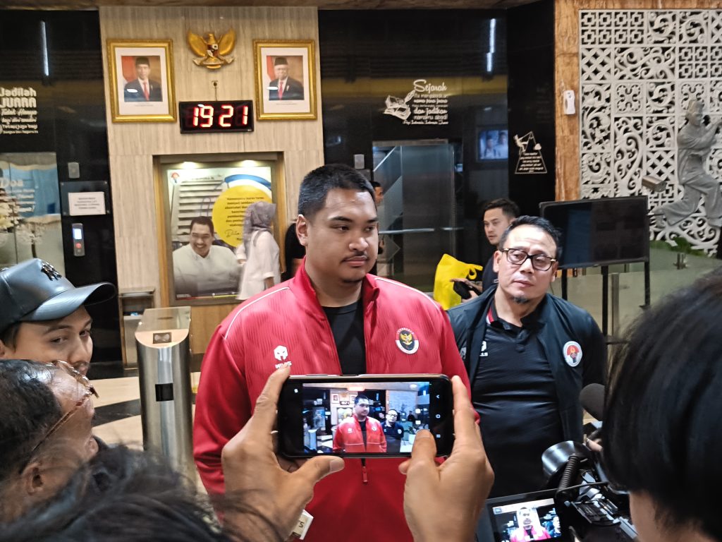 Menpora Dito Prihatin Cedera Gregoria Tunjung, Semoga Mendapat Penanganan Cepat Dokter PBSI