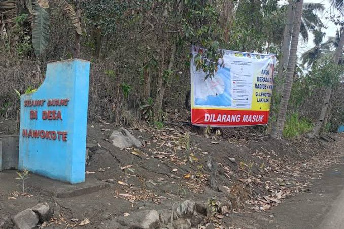 Gunung Lewotobi Masih Berstatus Awas, Sejumlah Desa Masih Ditutup