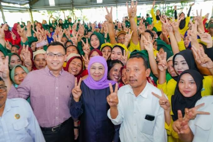 Ribuan Buruh di Sidoarjo Beri Dukungan untuk Khofifah di Pilgub Jatim