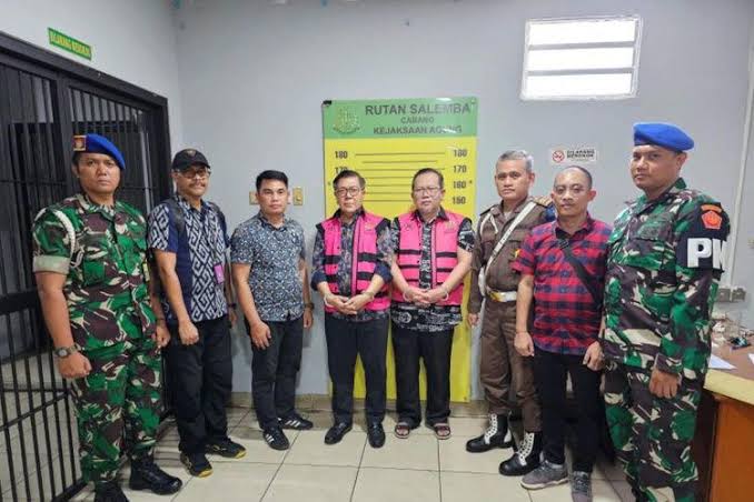 Tiga Hakim yang Memvonis Bebas Ronald Tannur Didakwa Terima Suap Rp 4,6 Miliar