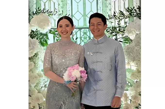 Pebalap Rio Haryanto Akhiri Masa Lajang, Nikahi Athina