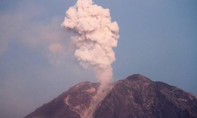 Gunung Semeru Kembali Alami Erupsi, Lontarkan Abu Sejauh 8 Kilometer