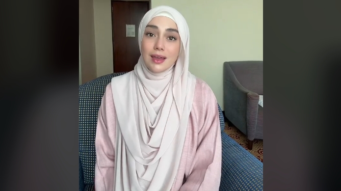 Celine Evangelista Lakukan Klarifikasi, Jadi Mualaf Bukan Karena Ingin Menikah