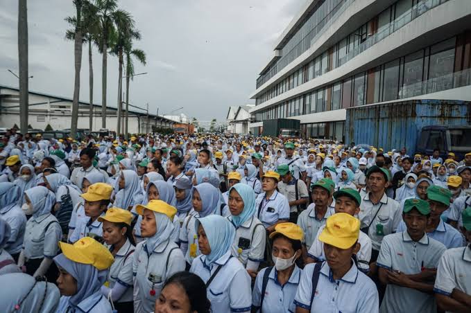 PT Sritex Tak Bisa Diselamatkan, Kemenaker Siapkan Dampak PHK Bagi Karyawan
