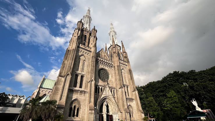 Misa Kamis Putih Digelar Tiga Kali di Gereja Katedral Jakarta