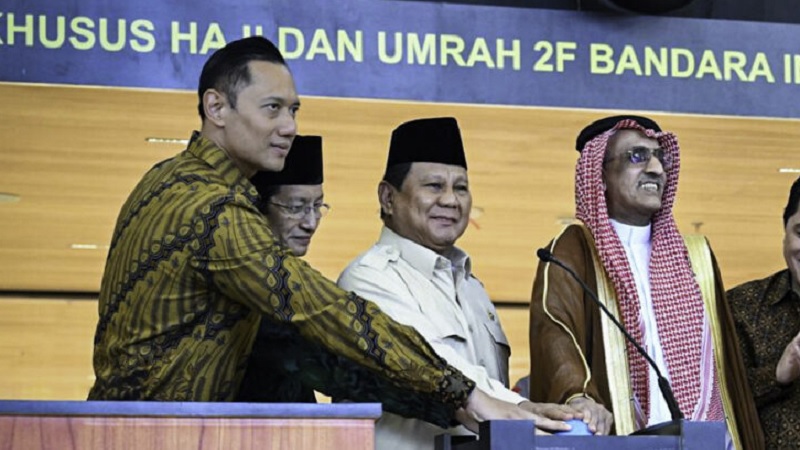 Presiden Prabowo Subianto meresmikan Terminal Khusus Haji dan Umrah 2F di Bandar Udara Internasional Soekarno-Hatta, Kota Tangerang, Provinsi Banten, pada Minggu, 4 Mei 2025. (BPMI Setpres)