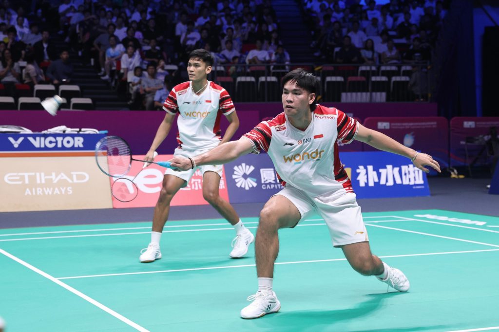 Hasil Piala Sudirman 2025: Sempat Dapat Perawatan Medis, Danil/Fikri Kunci Kemenangan atas Denmark Rebut Juara Grup
