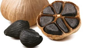 10 Manfaat Black Garlic Bagi Kesehatan Tubuh, Perlu Kamu Ketahui!