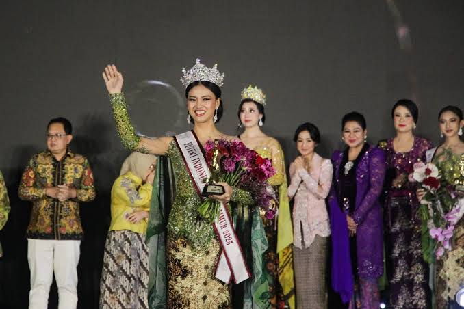 Firsta Yufi Amarta Putri Wakil Jawa Timur Terpilih sebagai Putri Indonesia 2025