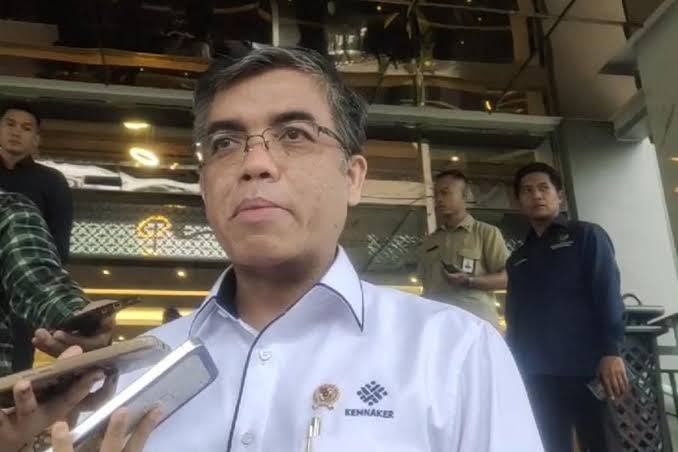 Kemenaker Resmi Keluarkan Aturan, Perusahaan Dilarang Menahan Ijazah