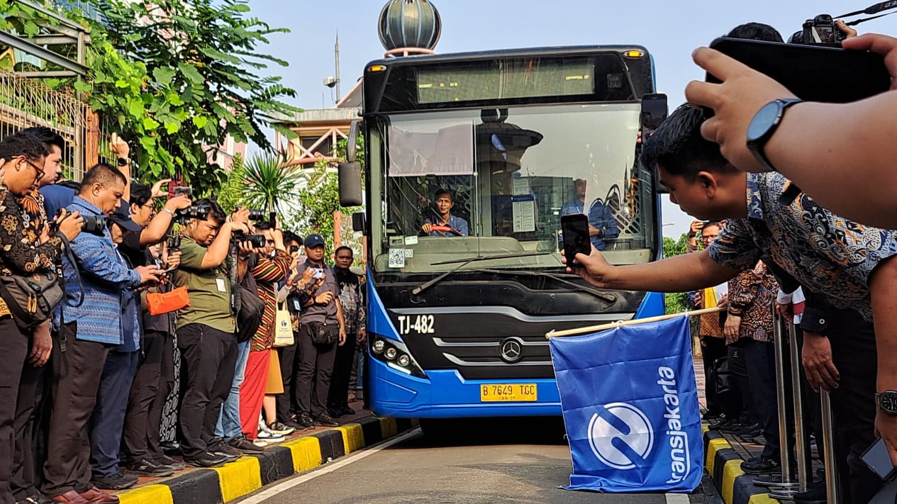 Pramono Anung Resmikan Bus TransJabodetabek Jurusan Blok M Jakarta Menuju Bogor dan Sebaliknya