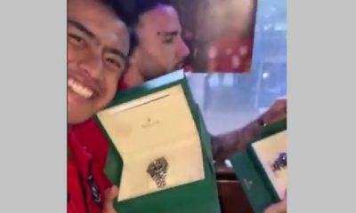 Wow! Presiden Prabowo Berikan Jam Tangan Mewah untuk Timnas Sepak Bola Indonesia