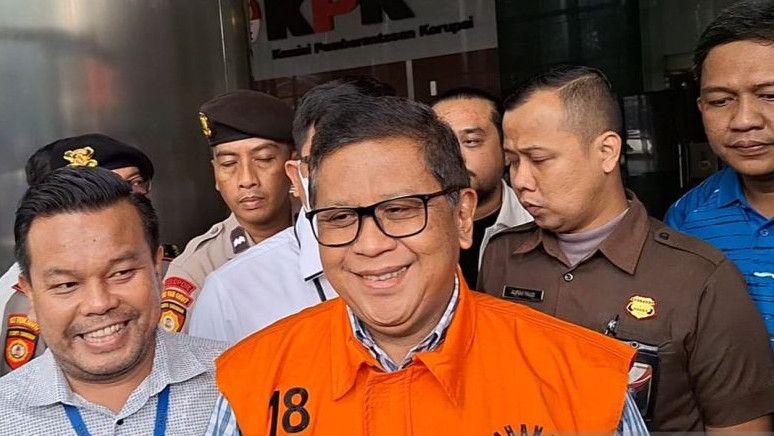 Dituntut 7 Tahun Penjara, Kuasa Hukum Hasto Kristiyanto Sebut Sebagai Kriminalisasi Politik