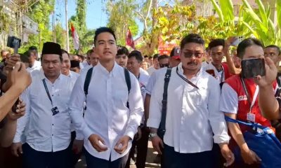 Kaesang Pangarep Menuju Kongres PSI dengan Berjalan Kaki