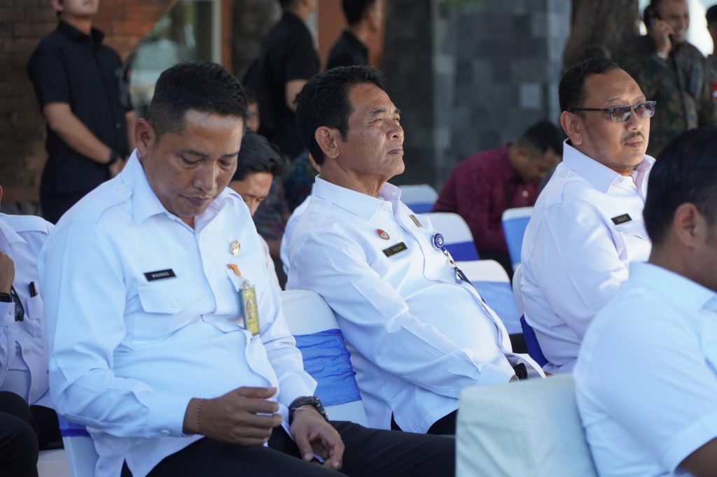 Bentuk Komitmen Lindungi Pulau Dewata, Kakanwil Kemenkum Bali Saksikan Pengukuhan Satgas Patroli