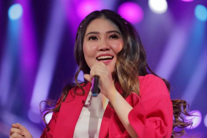 Pedangdut Via Vallen Tampil di Panggung Kemerdekaan Pesta Rakyat