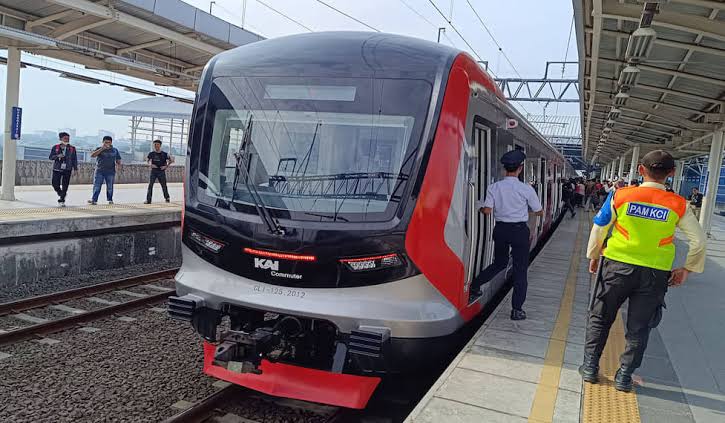 Kereta Jurusan Bogor-Jakarta Alami Gangguan, Hanya Sampai Manggarai
