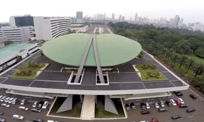 DPR Setujui Larang Menteri & Wamen Rangkap Jabatan Komisaris BUMN