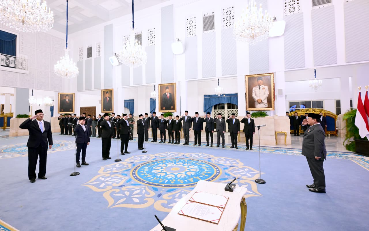 Presiden Prabowo Resmi Lantik Empat Menteri dan Satu Wakil Menteri Kabinet Merah Putih