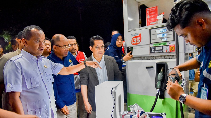 Masyarakat Mengadu BBM Tidak Standar, Menteri ESDM Bahlil Sidak SPBU Pertamina di Malang, Jatim