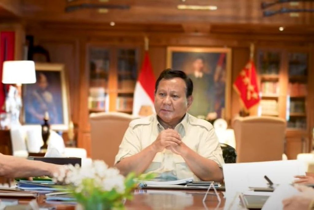 Prabowo Gelar Rapat Terbatas di Kediamannya, di Kertanegara